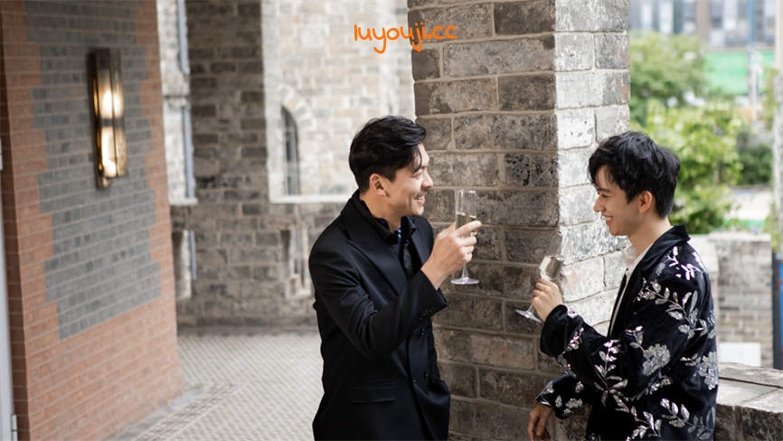 光影人生/Lights And Shadow（V1.4.5b+集成全DLCs+Build.18034769升级档+中文语音）