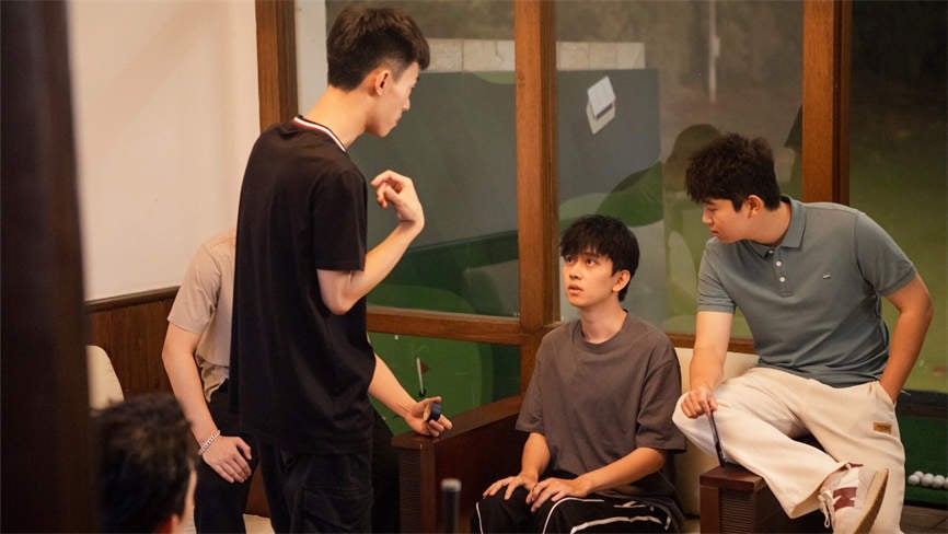 光影人生/Lights And Shadow（V1.4.5b+集成全DLCs+Build.18034769升级档+中文语音）