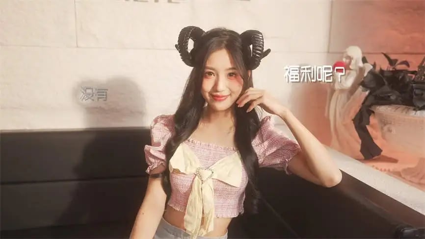 重生了还要我谈恋爱/ChongShenLeHaiYaoWoTanLianAi（V240729+集成心语呢喃+甜蜜心潮+Build.15138417升级档）